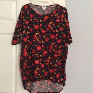 Lula Roe oversized top XS runs big